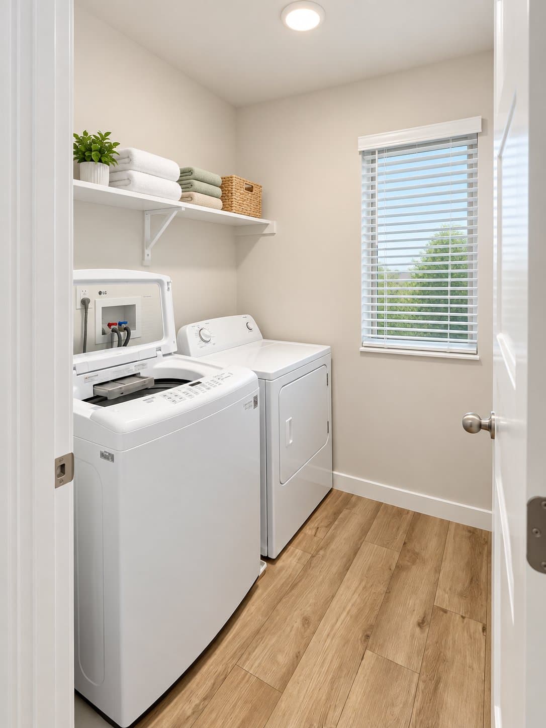 Tooele House: 835 N Basalt