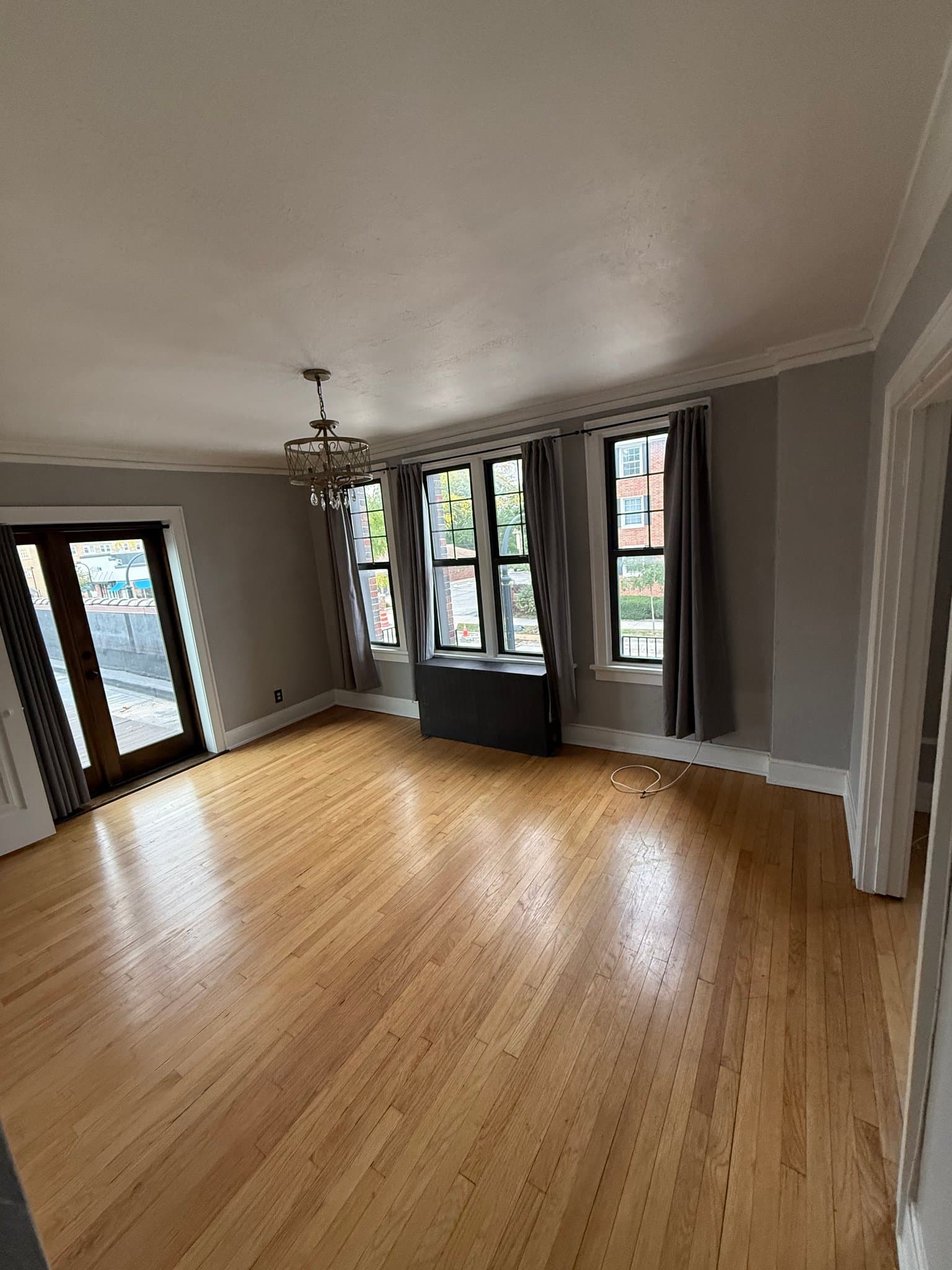 Shorewood Apartment: 4312-4332 N Oakland