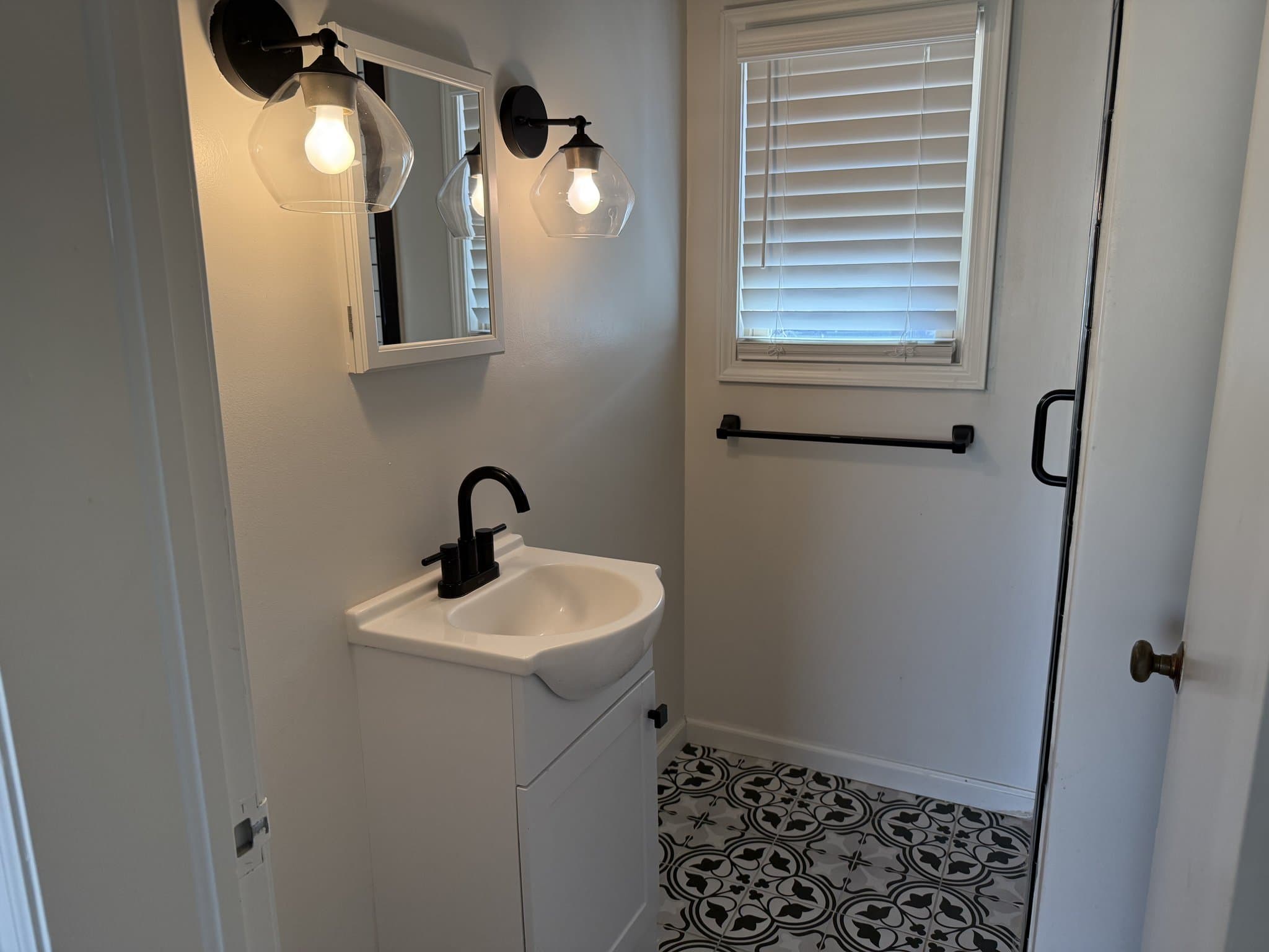 Tulsa House: 1117 S Braden Ave
