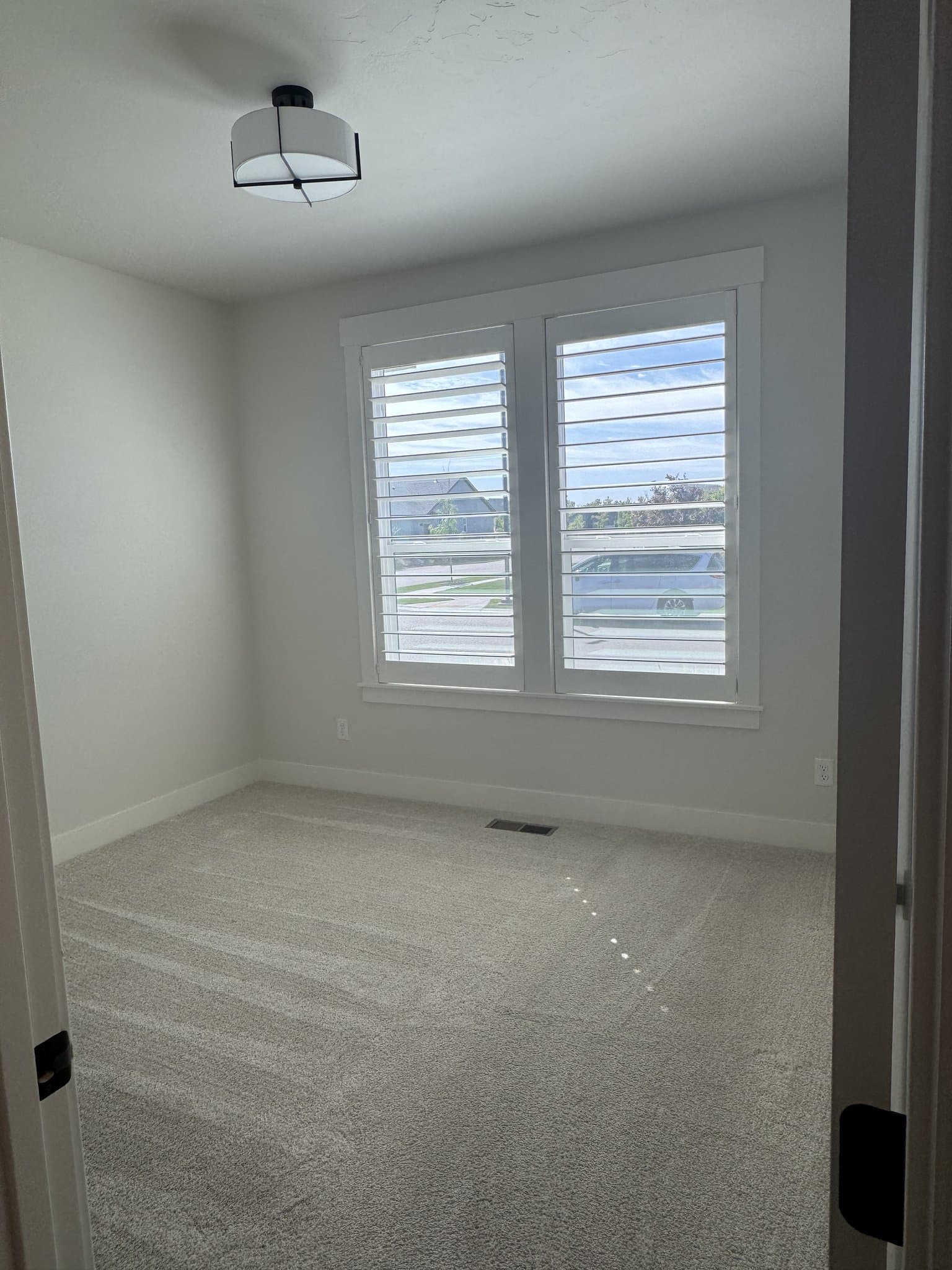 Eagle House: 8400 W Meltwater Lane