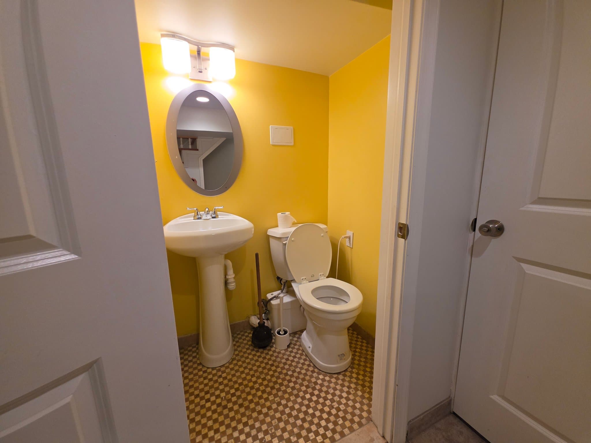 Philadelphia Townhome: 1312 S Opal St