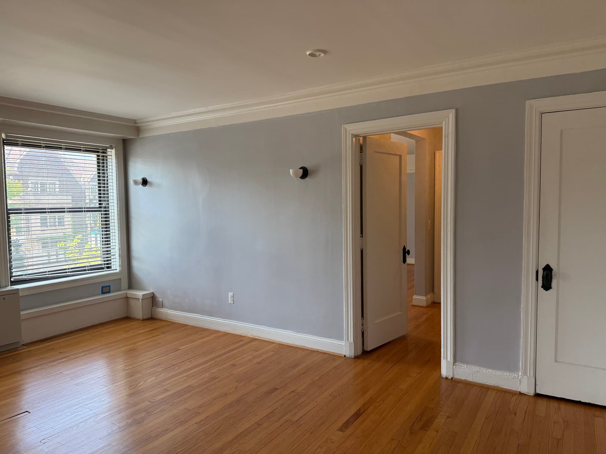 Detroit Condo: 15 E. Kirby