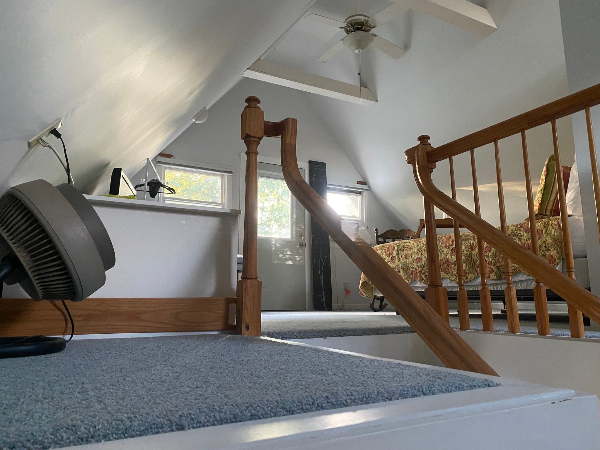 Hendersonville House: 153 Point Lookout Cir