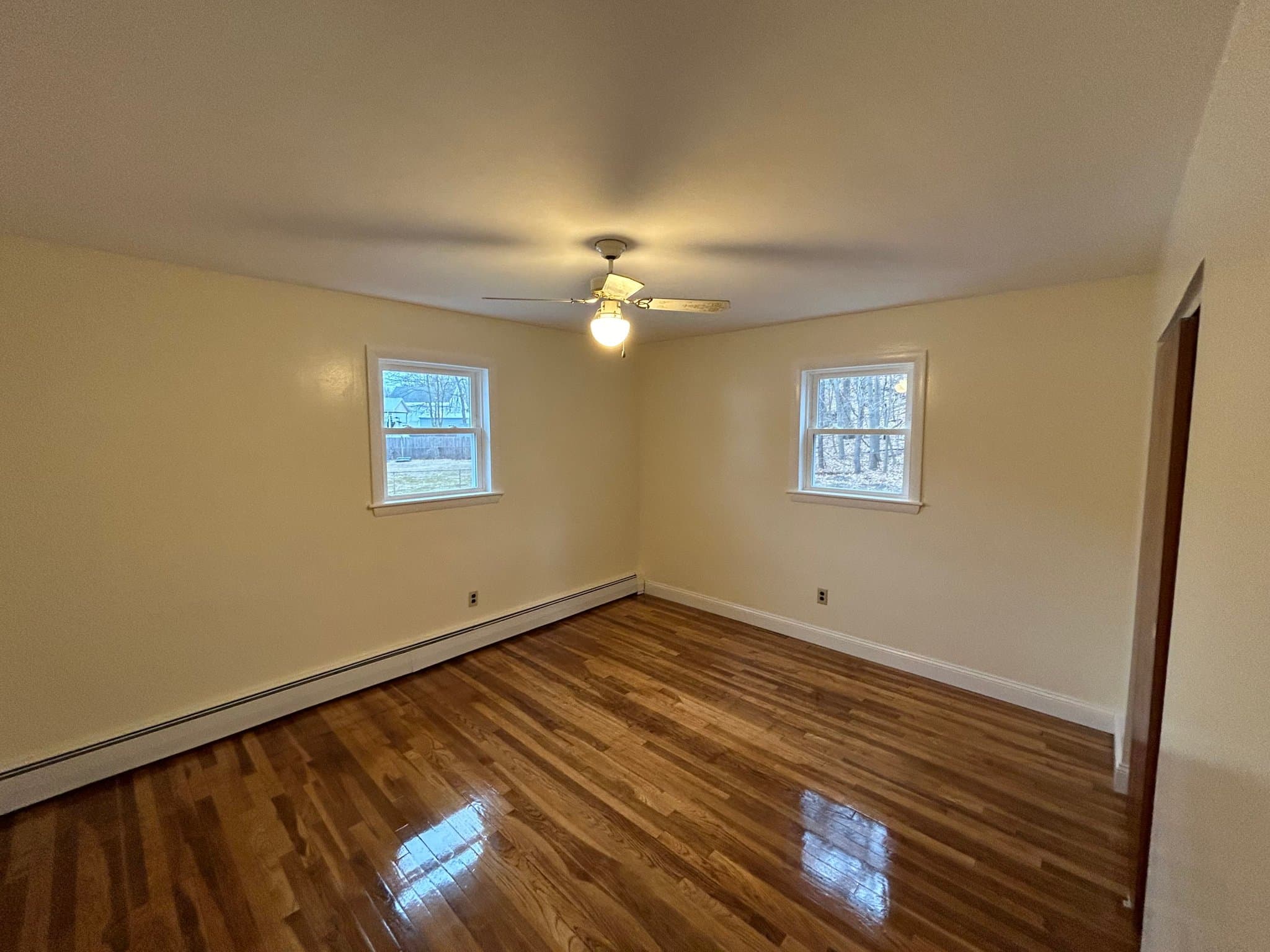 Leominster Apartment: 180 Johnson St
