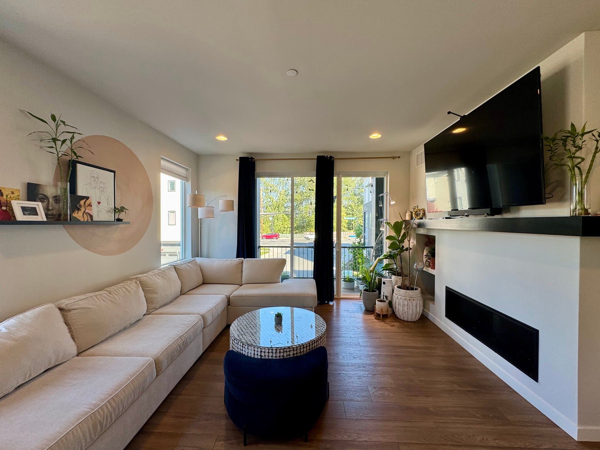 Bothell Single Room: 23705 8th Drive Southeast