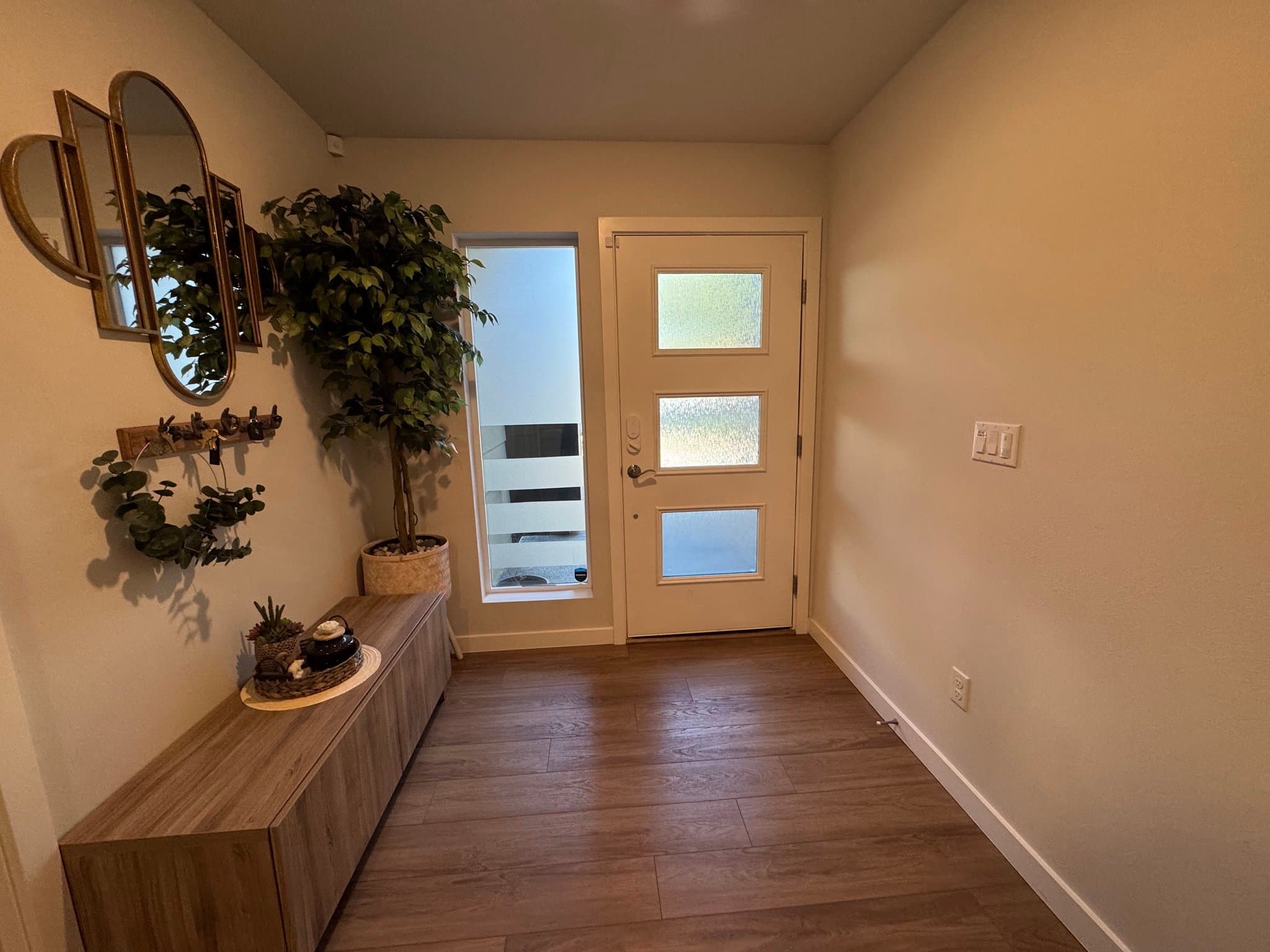 Bothell Single Room: 23705 8th Drive Southeast