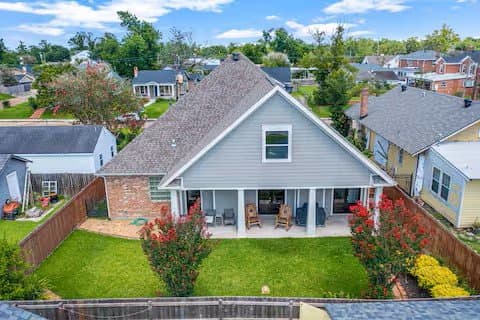 Lake Charles House: 1508 Bank St.