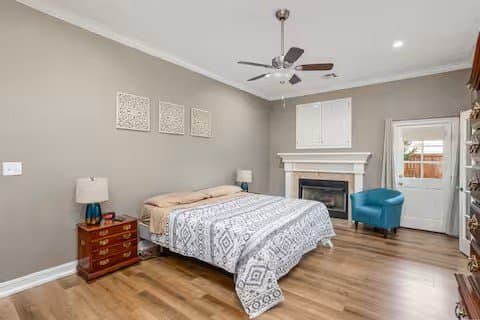 Lake Charles House: 1508 Bank St.