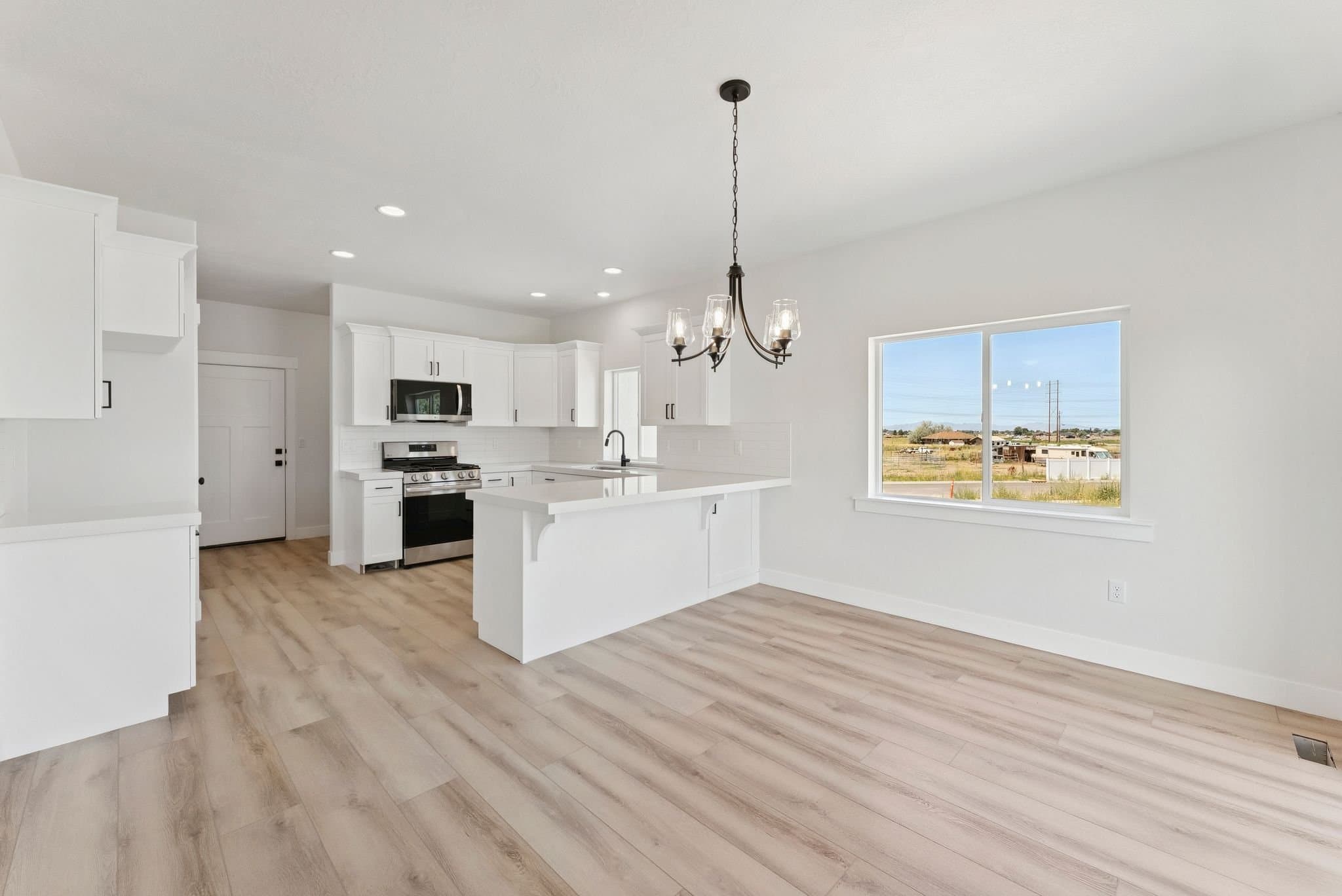 West Haven House: 3634 S Macy Ln