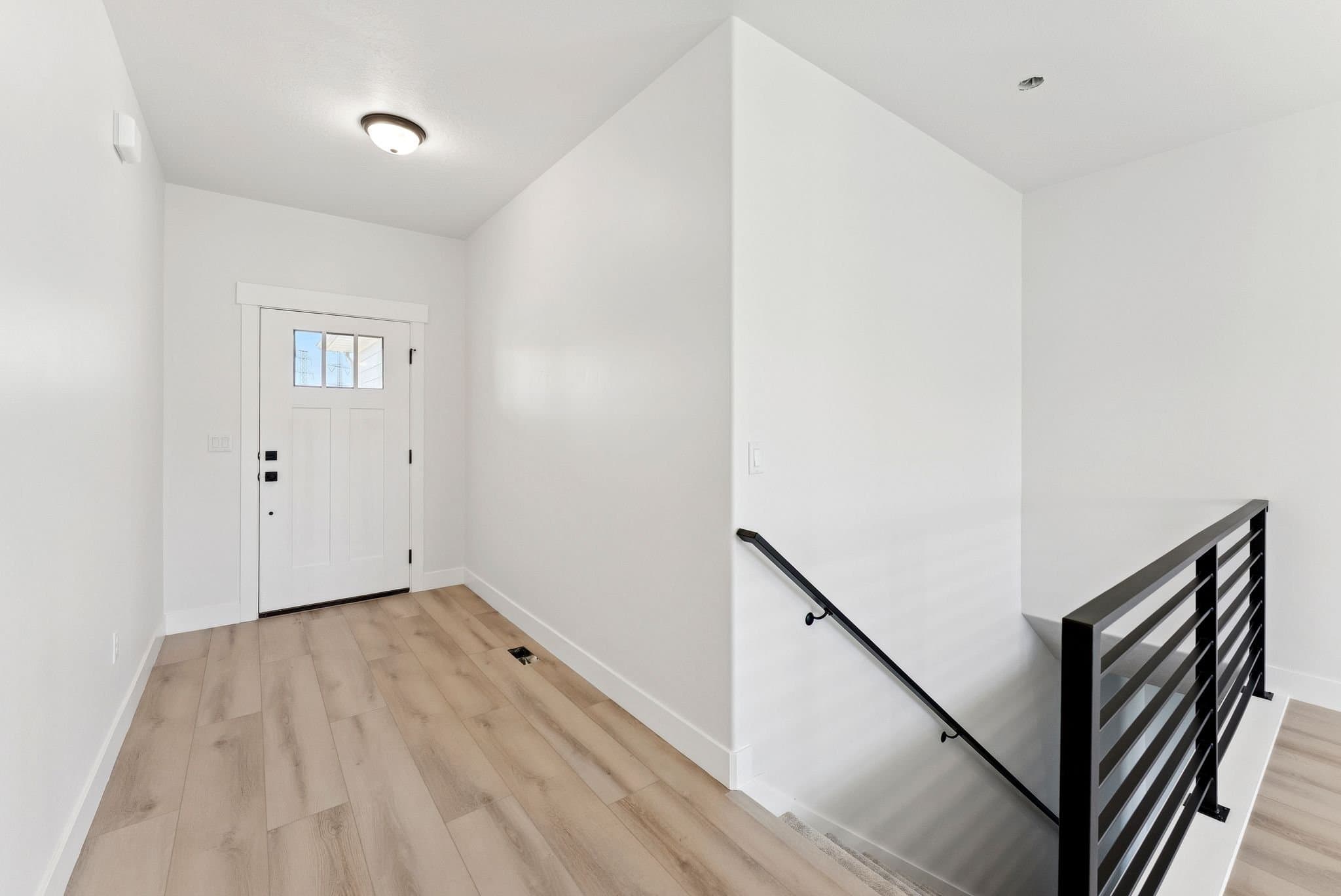 West Haven House: 3634 S Macy Ln