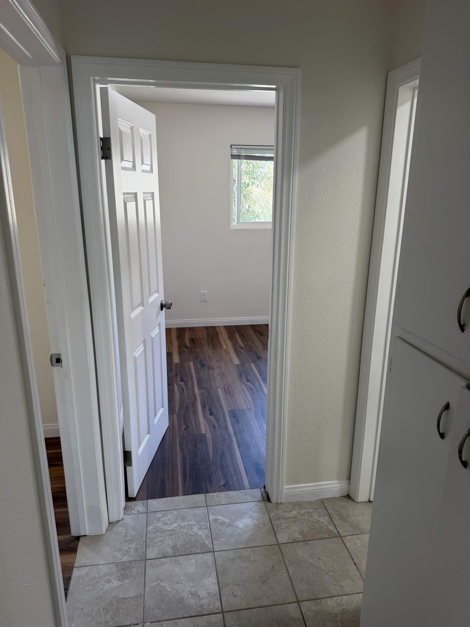 Inglewood Apartment: 11156 S Grevillea Ave