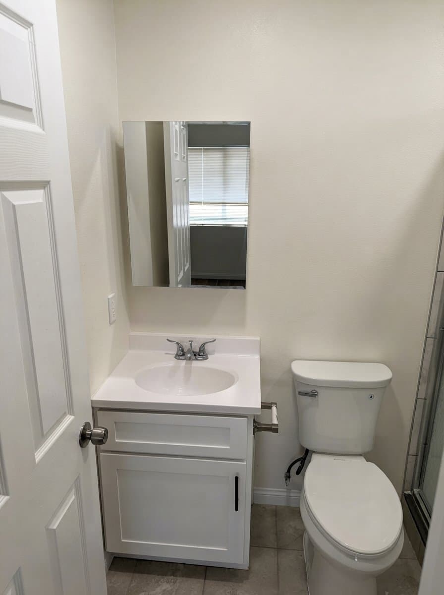 Inglewood Apartment: 11156 S Grevillea Ave