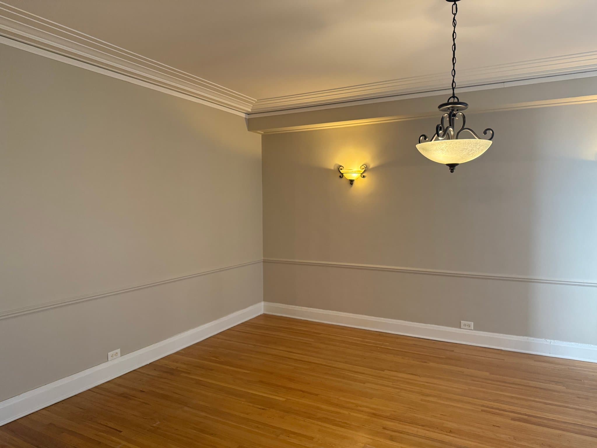 Detroit Condo: 8162 E. Jefferson