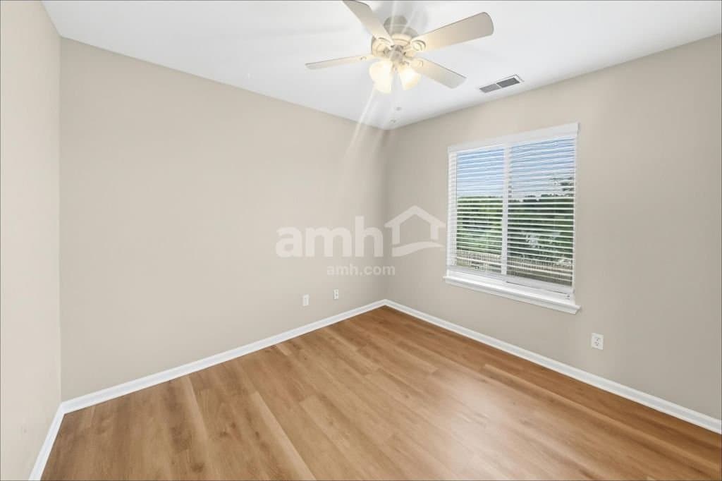 Plainfield House: 14235 S Hillsdale court