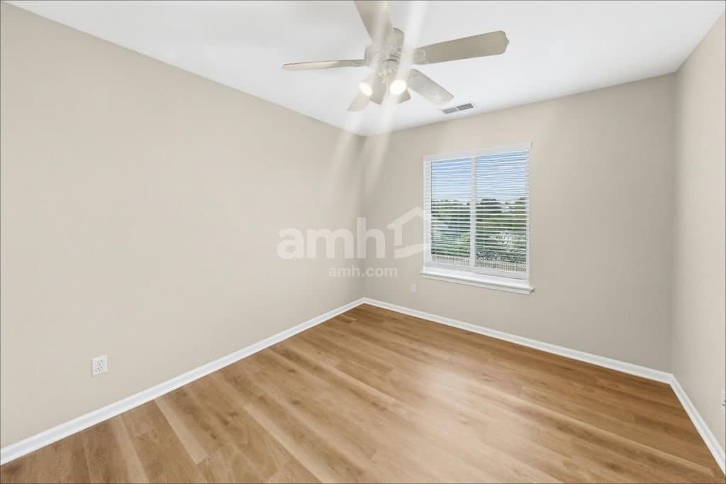 Plainfield House: 14235 S Hillsdale court