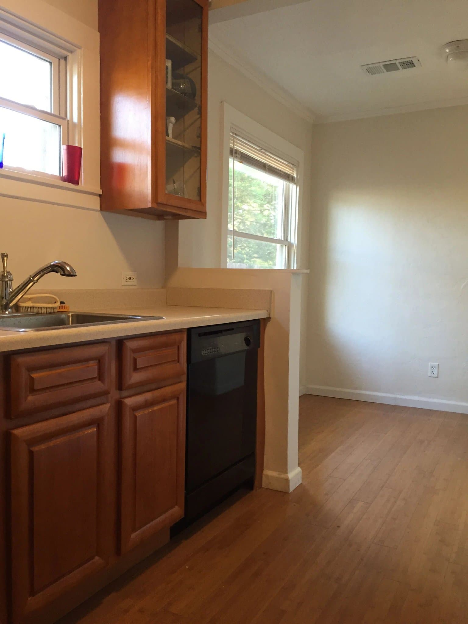 Martinez House: 1436 Donald Avenue
