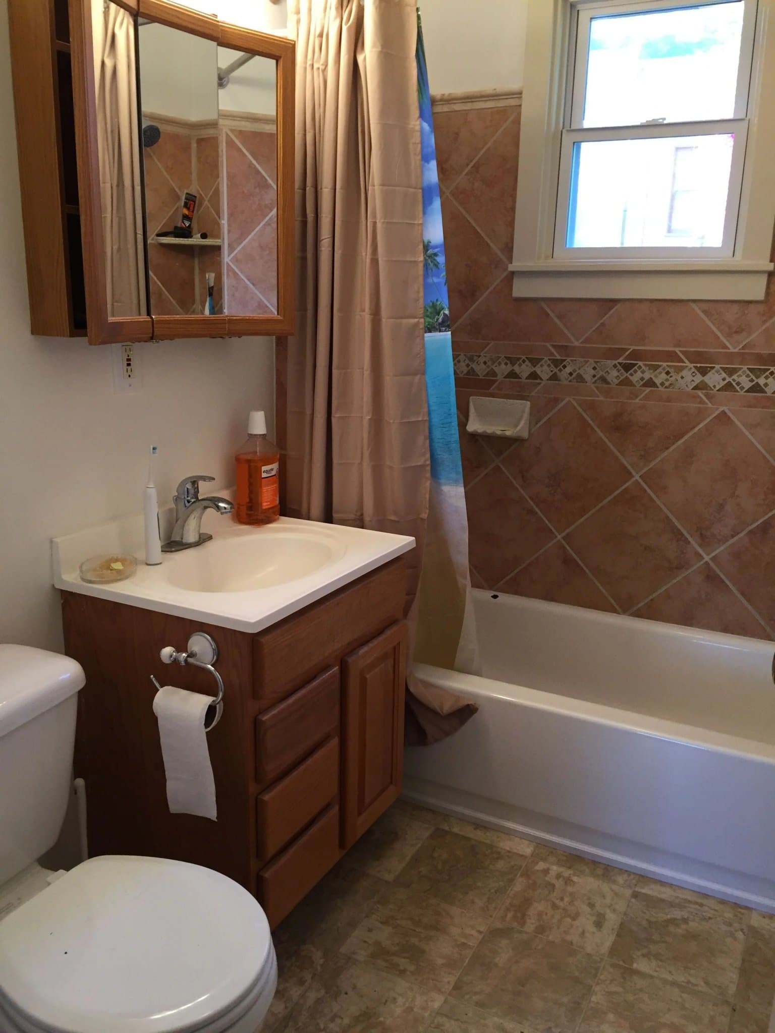 Martinez House: 1436 Donald Avenue