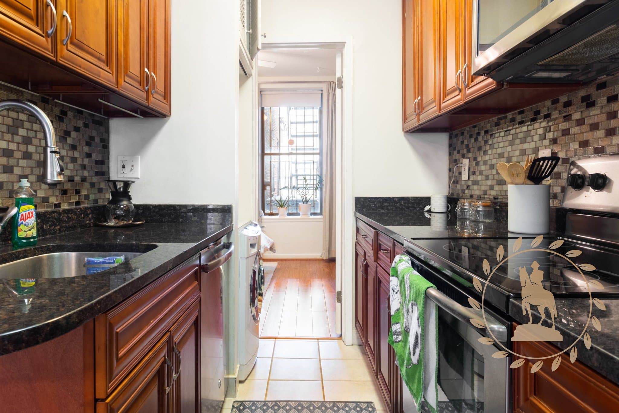 Baltimore Apartment: 713 St Paul St