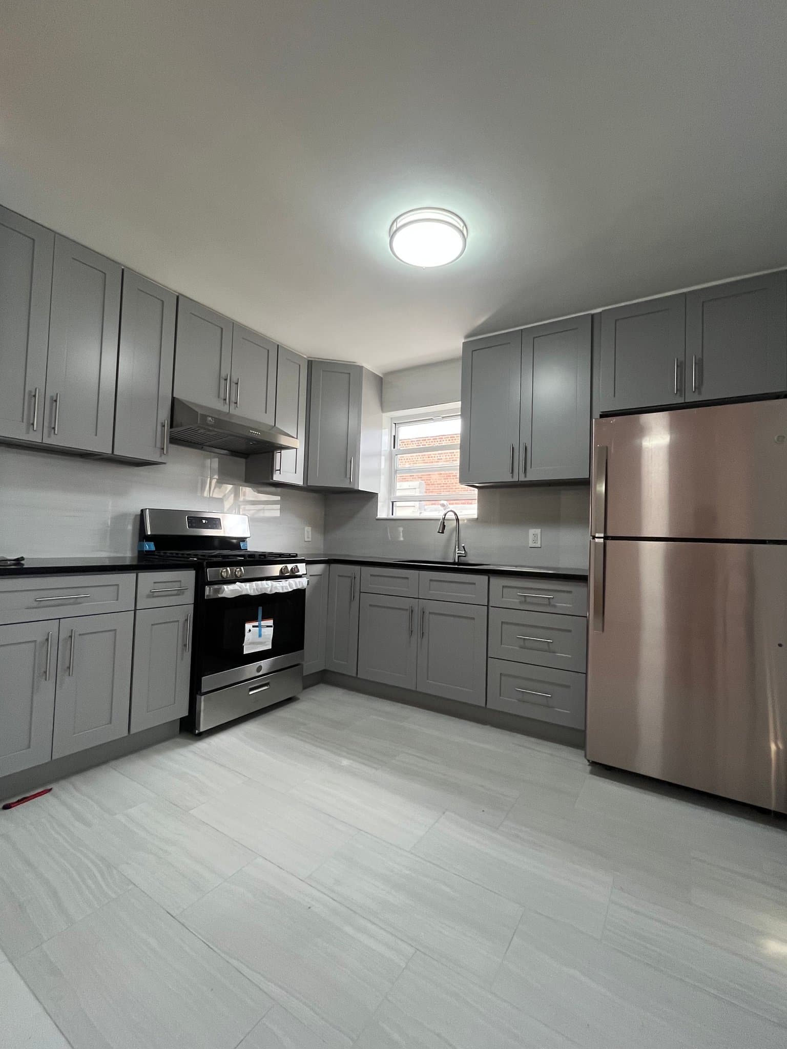 Elmhurst Townhome: 55-05 84th Street