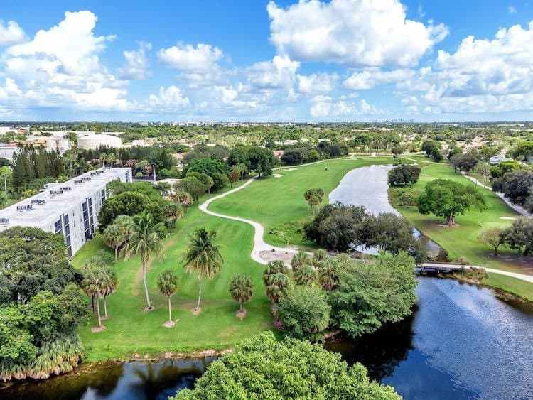 Sunrise Condo: 8461 Springtree Dr