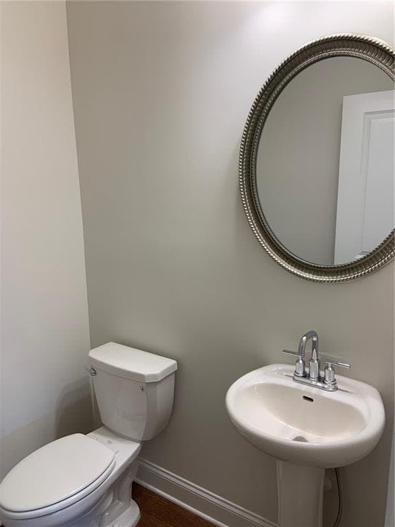 Woodstock Townhome: 908 Sweetwater Grove