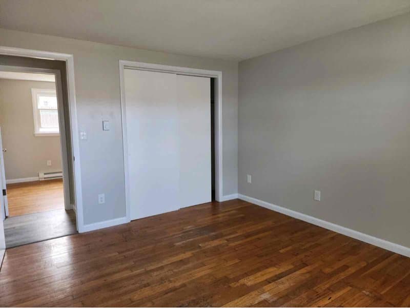 Phoenix Apartment: 18 Park St, Apt 5