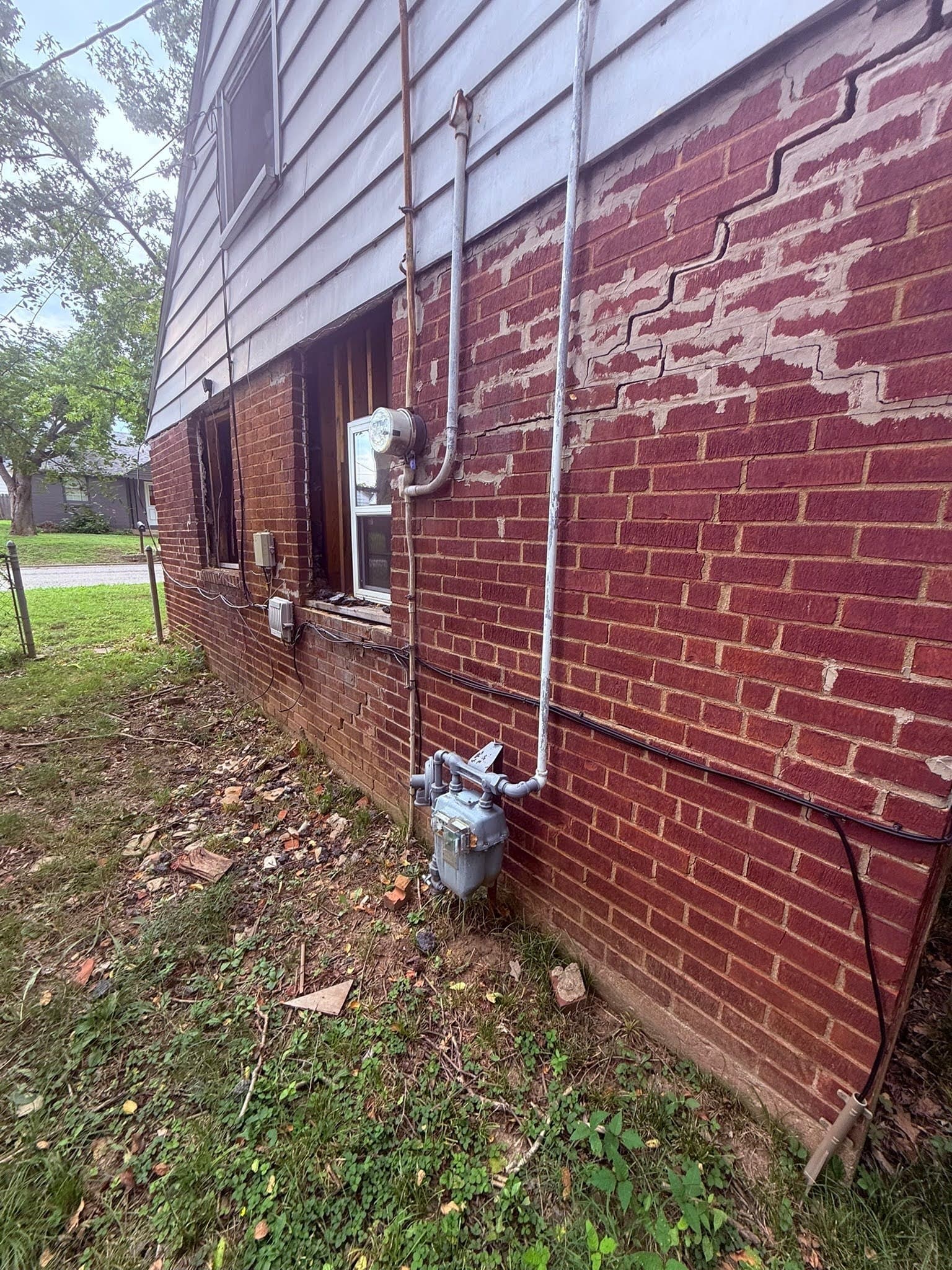 Decatur House: 752 S miller court
