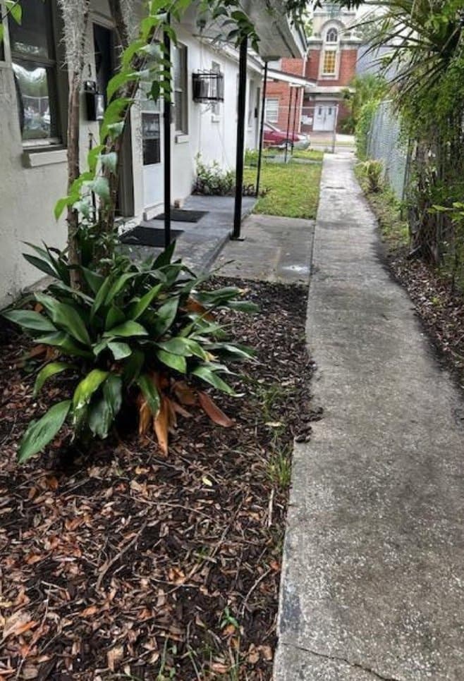 jacksonville House: 112 w 17th