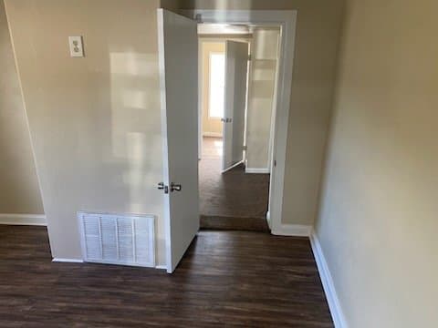 Springville House: 527 Swenson Ave