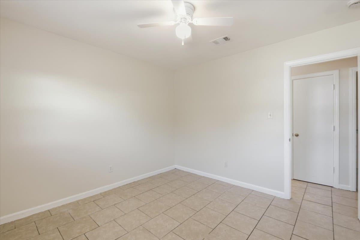 Brunswick House: 2226 Formosa Circle
