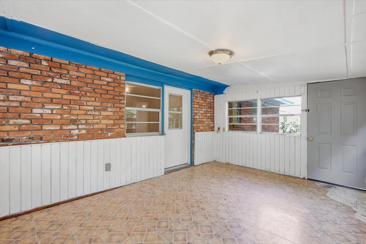 Brunswick House: 2226 Formosa Circle