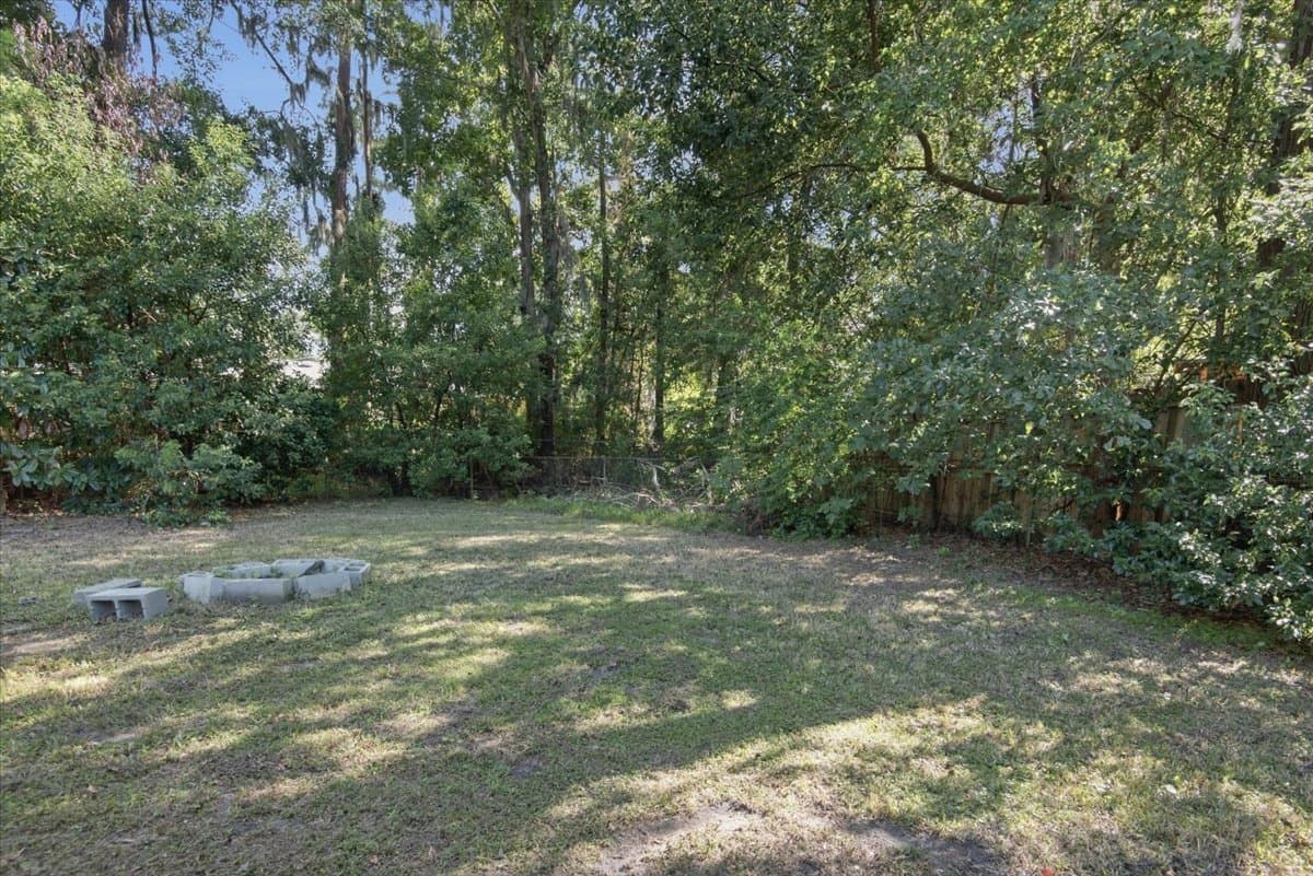 Brunswick House: 2226 Formosa Circle