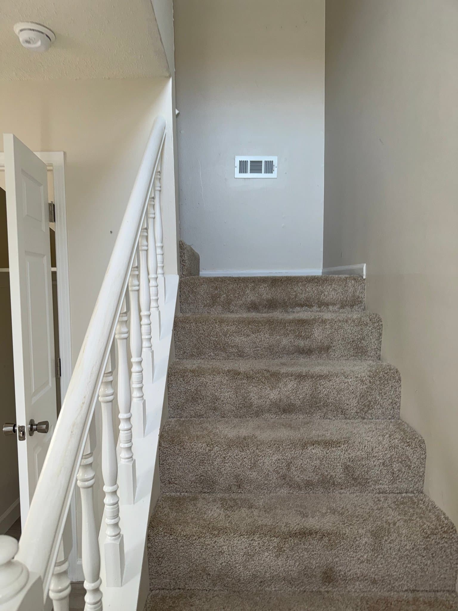 Fenton Townhome: 2529 Wyaconda Ct