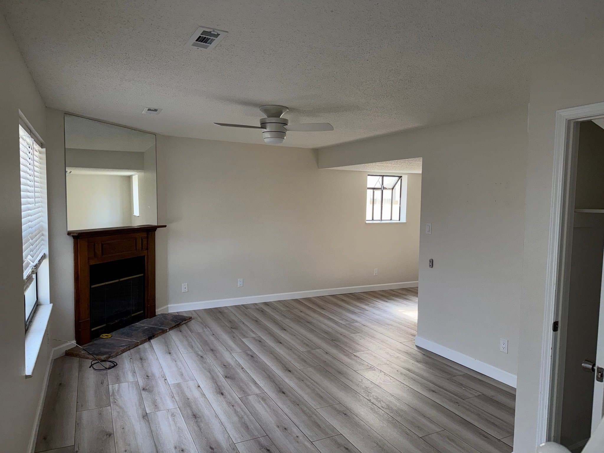 Fenton Townhome: 2529 Wyaconda Ct