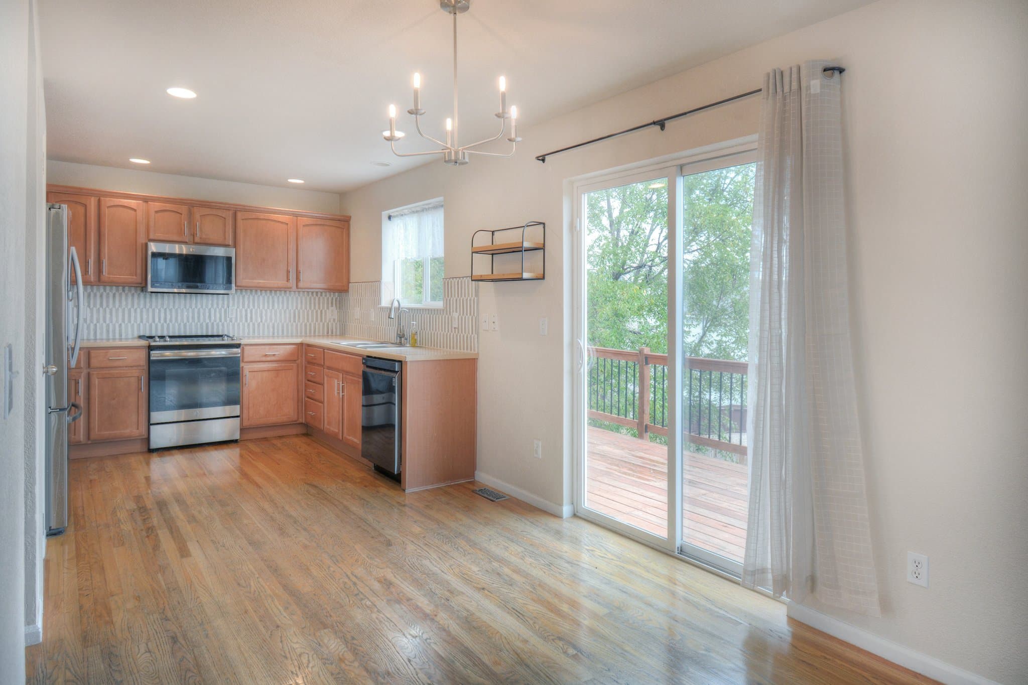 Fountain House: 8315 Cedar Chase Dr