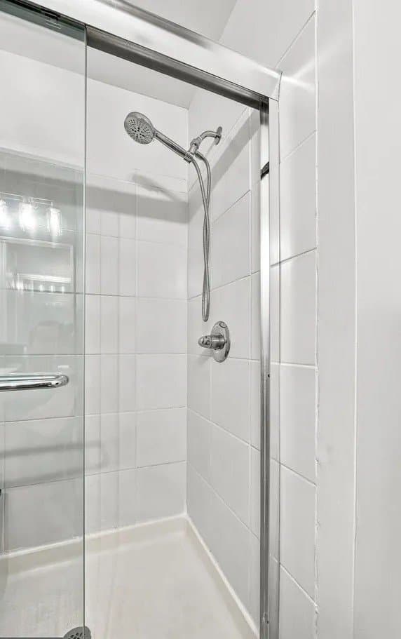 Sewell Condo: 501 Cascade Ct