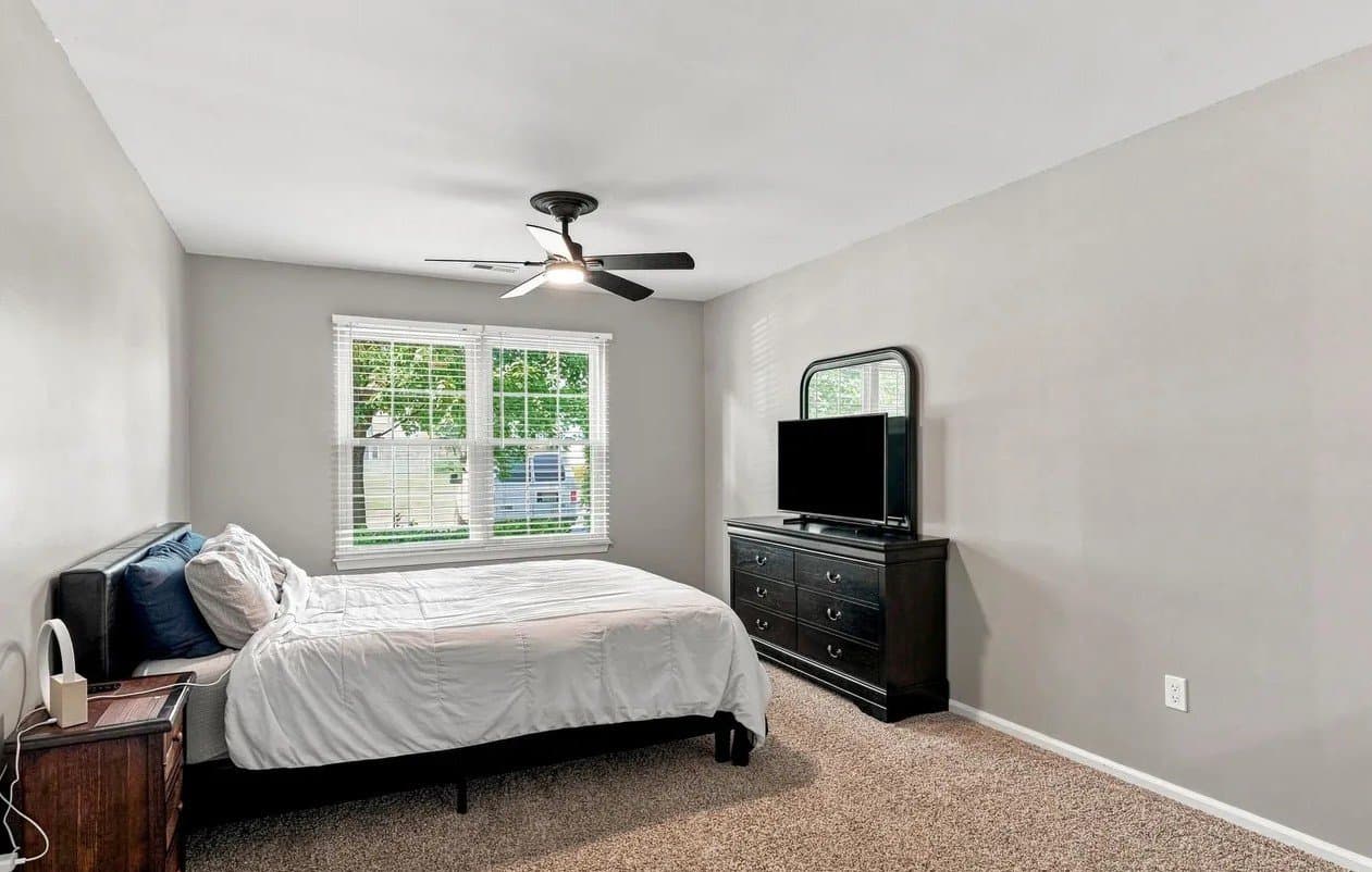 Sewell Condo: 501 Cascade Ct