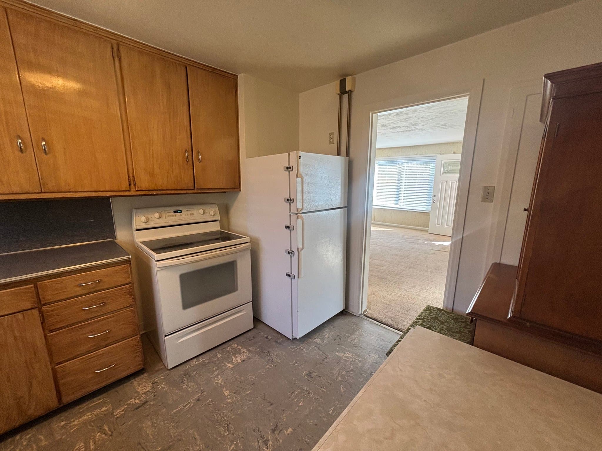 Pleasant Grove Other: 565 E 200 N