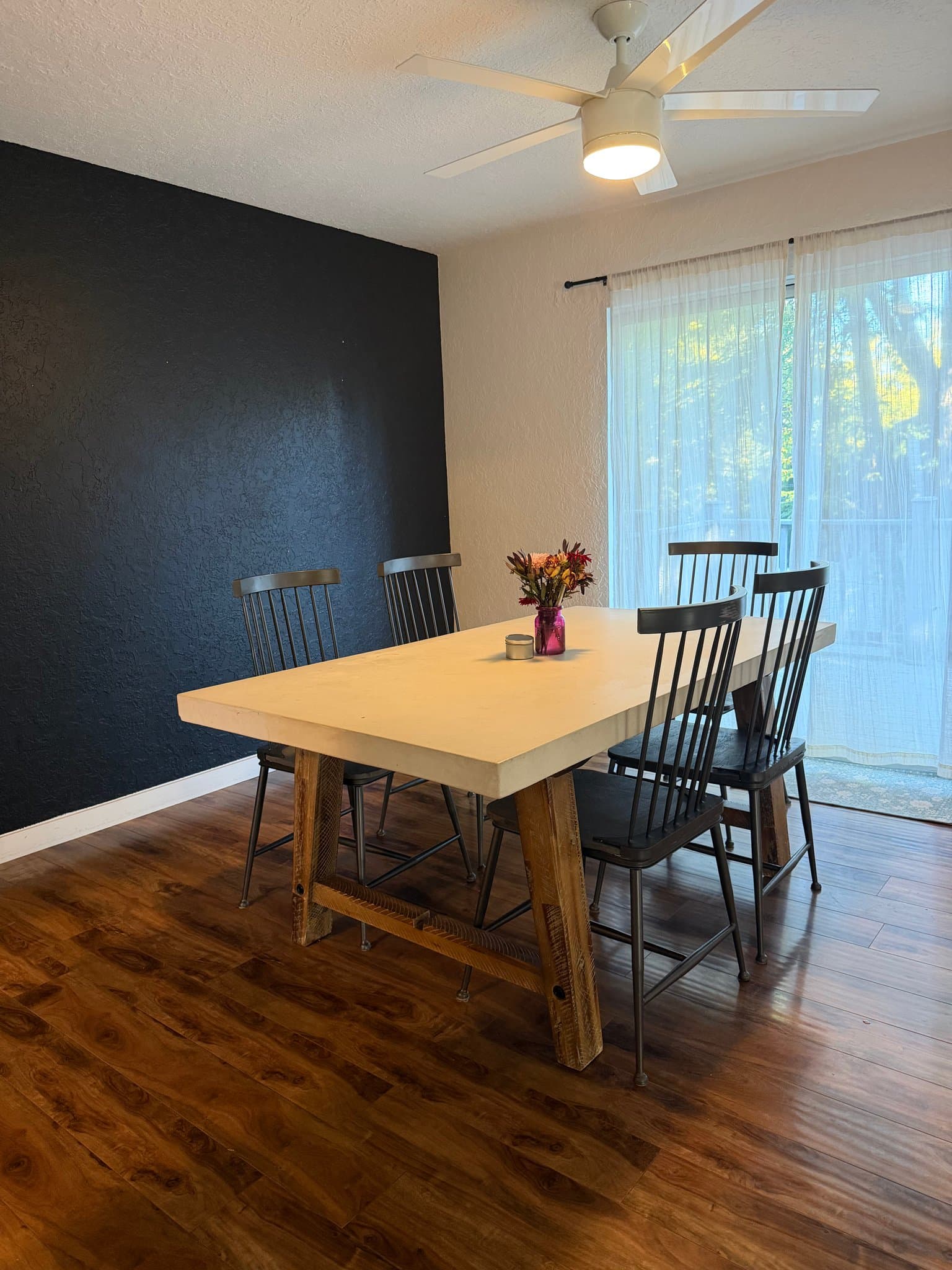 Smithfield House: 675 Maple Dr