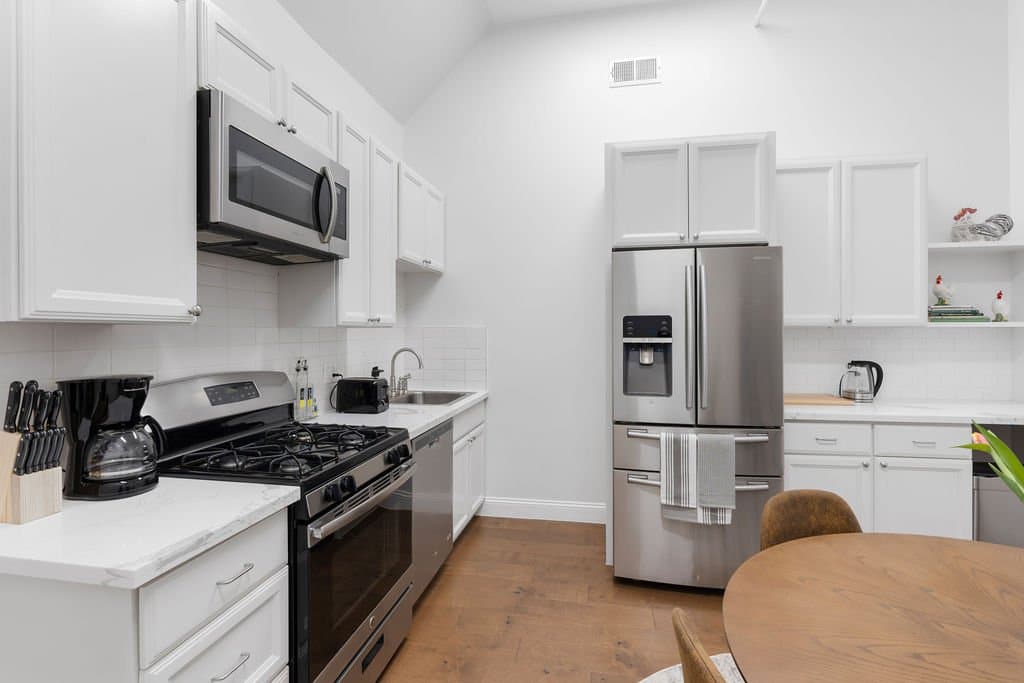 SAN FANCISCO Apartment: 85 Columbia Square