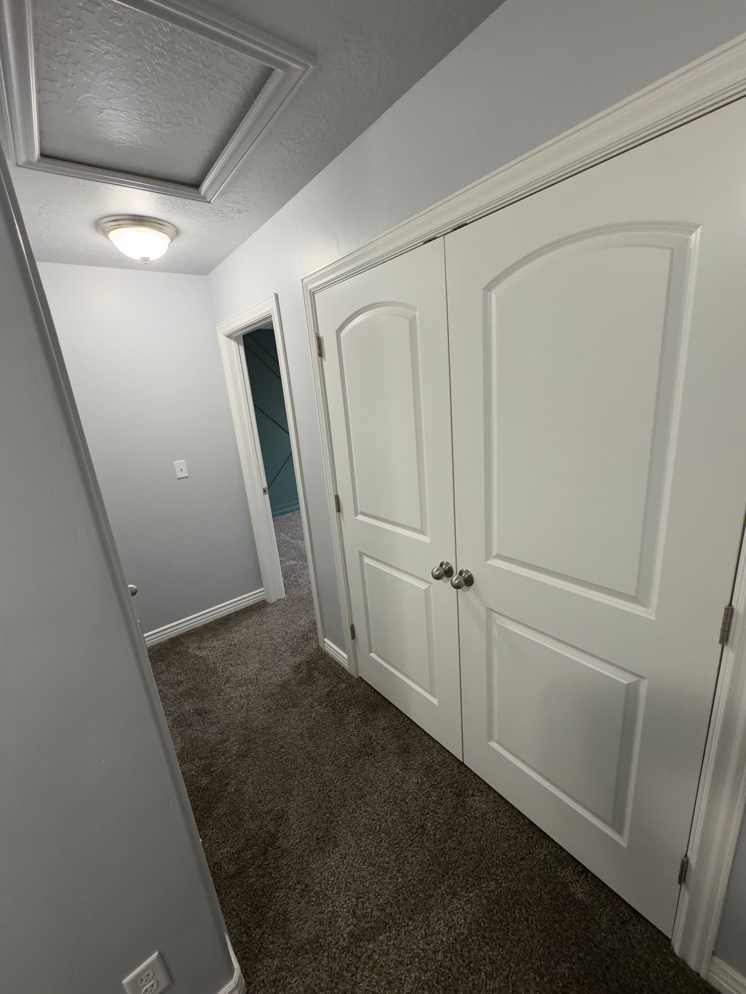 Eagle Mountain House: 1704 E Tumwater Ln