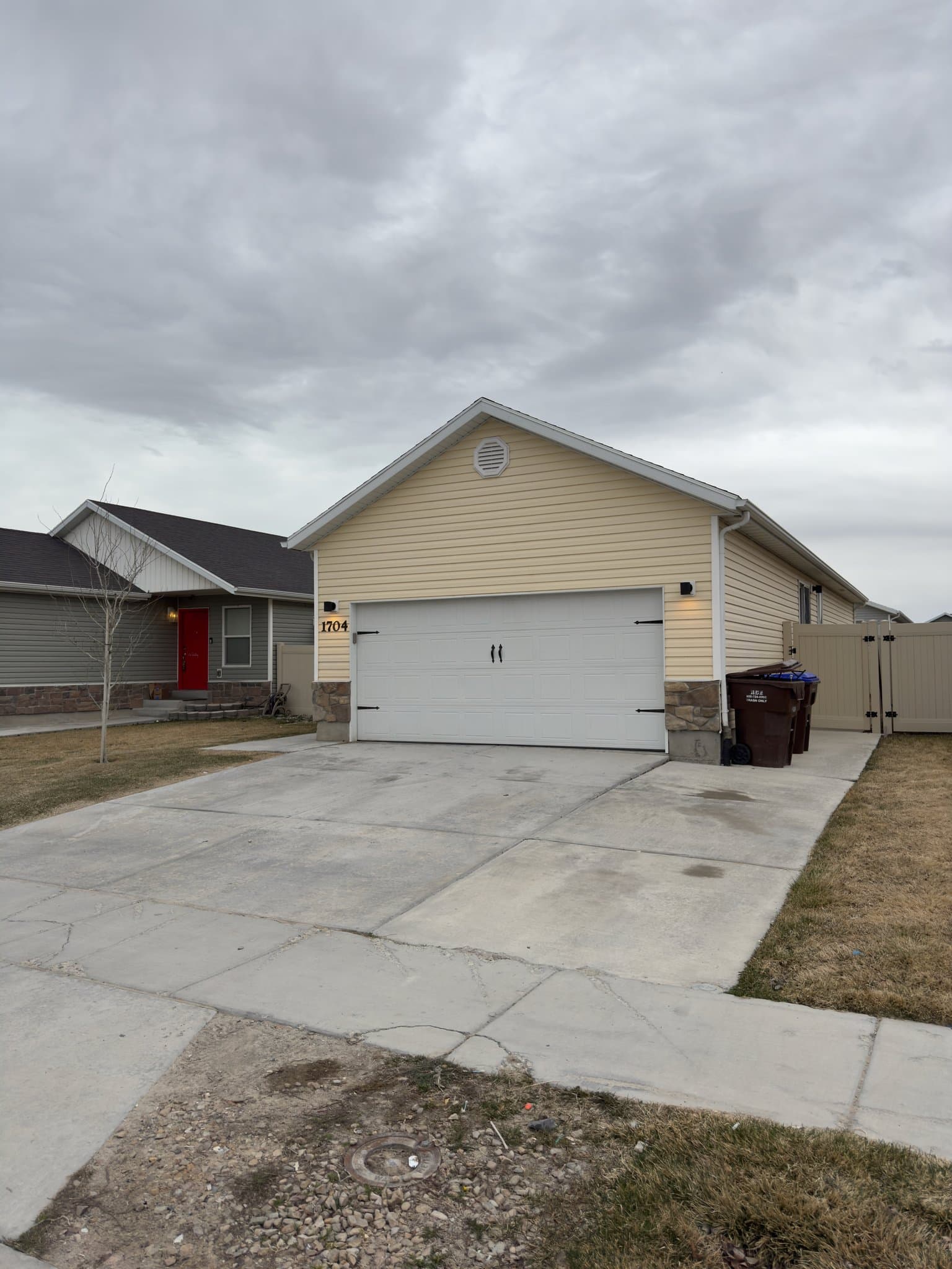 Eagle Mountain House: 1704 E Tumwater Ln