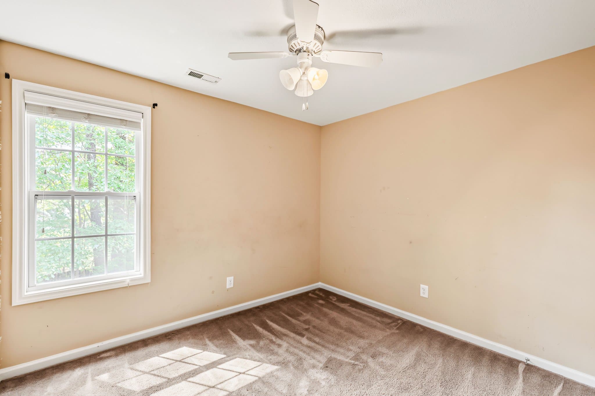 Greenville Townhome: 1004 Spring Forest Rd