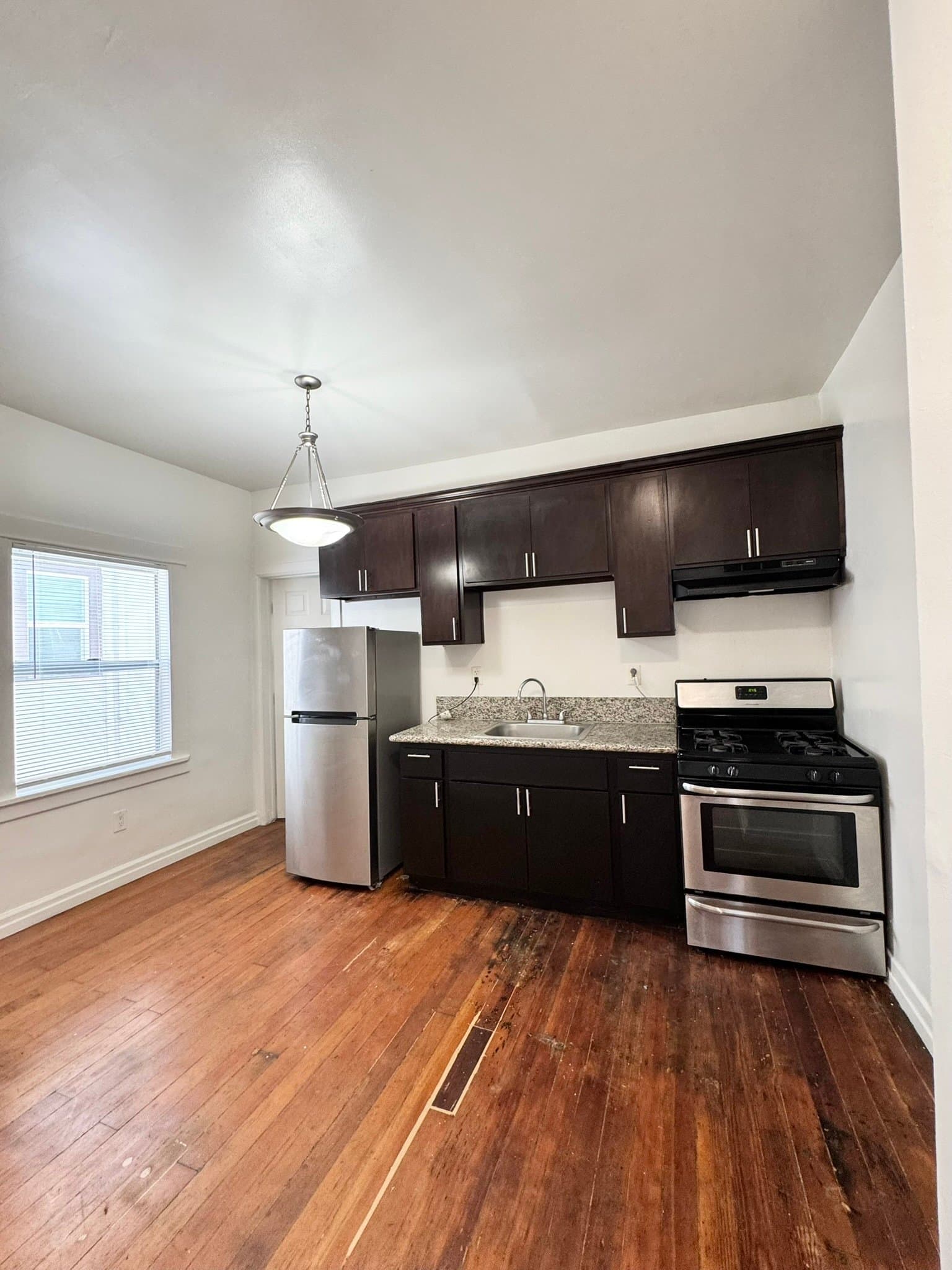 Los Angeles Apartment: 934 Arapahoe St