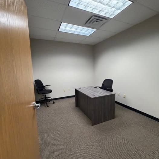San Antonio Single Room: 16010 University Oak