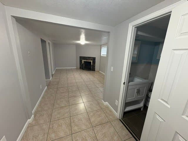 Denver House: 7641 Elmwood Ln