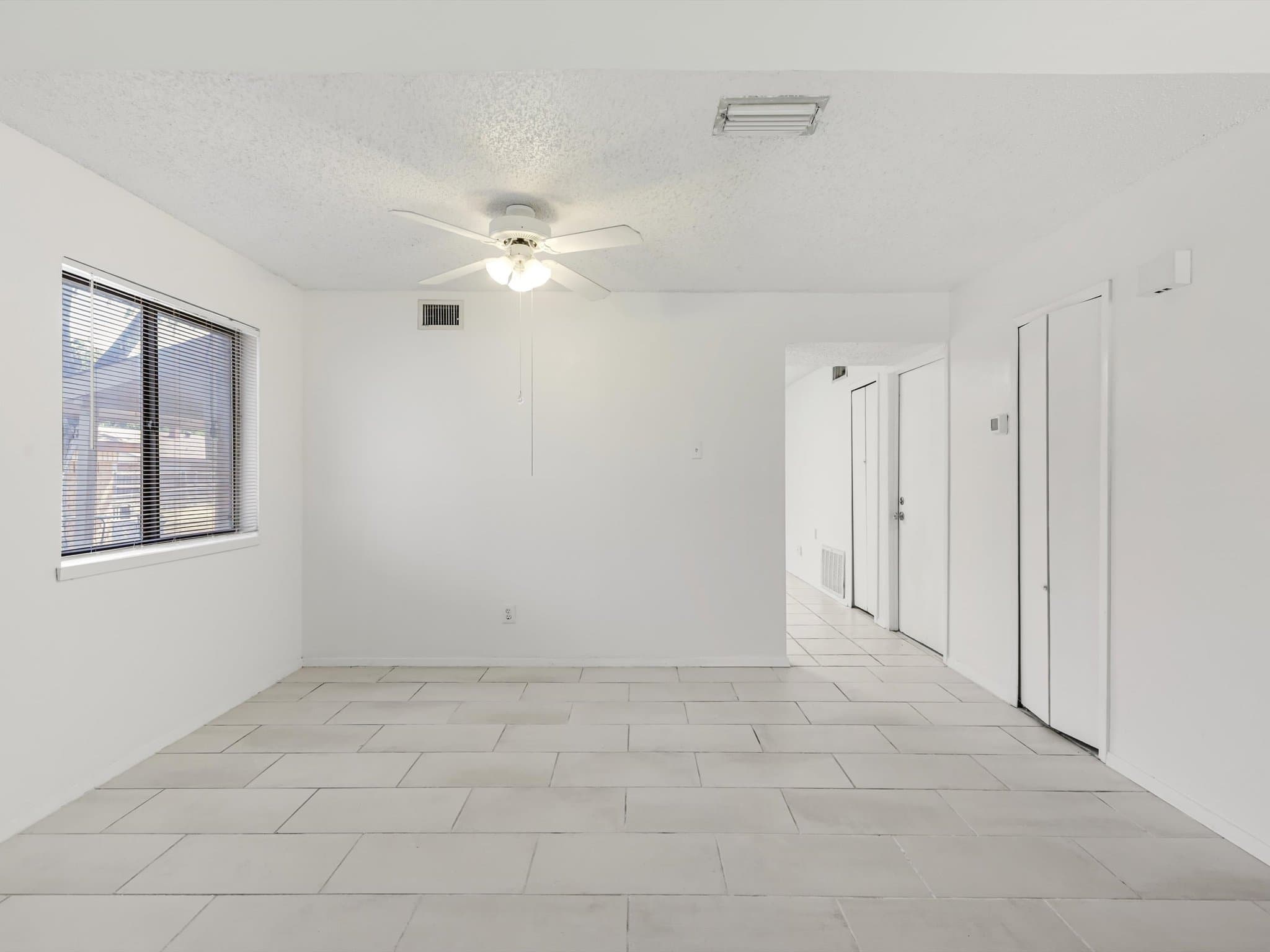 Garland House: 2826 Holy CCross