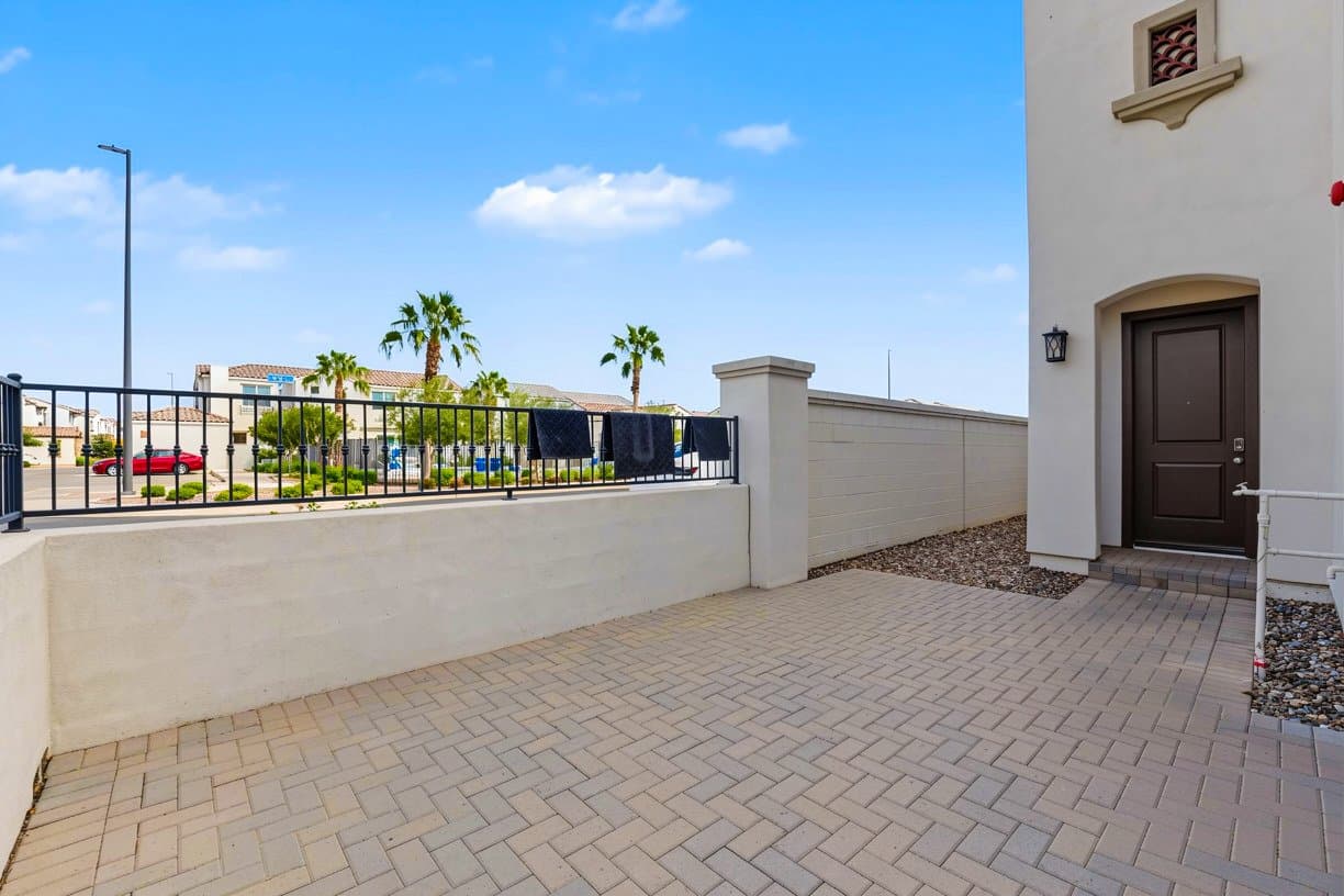 Gilbert House: 1497 E Megan St