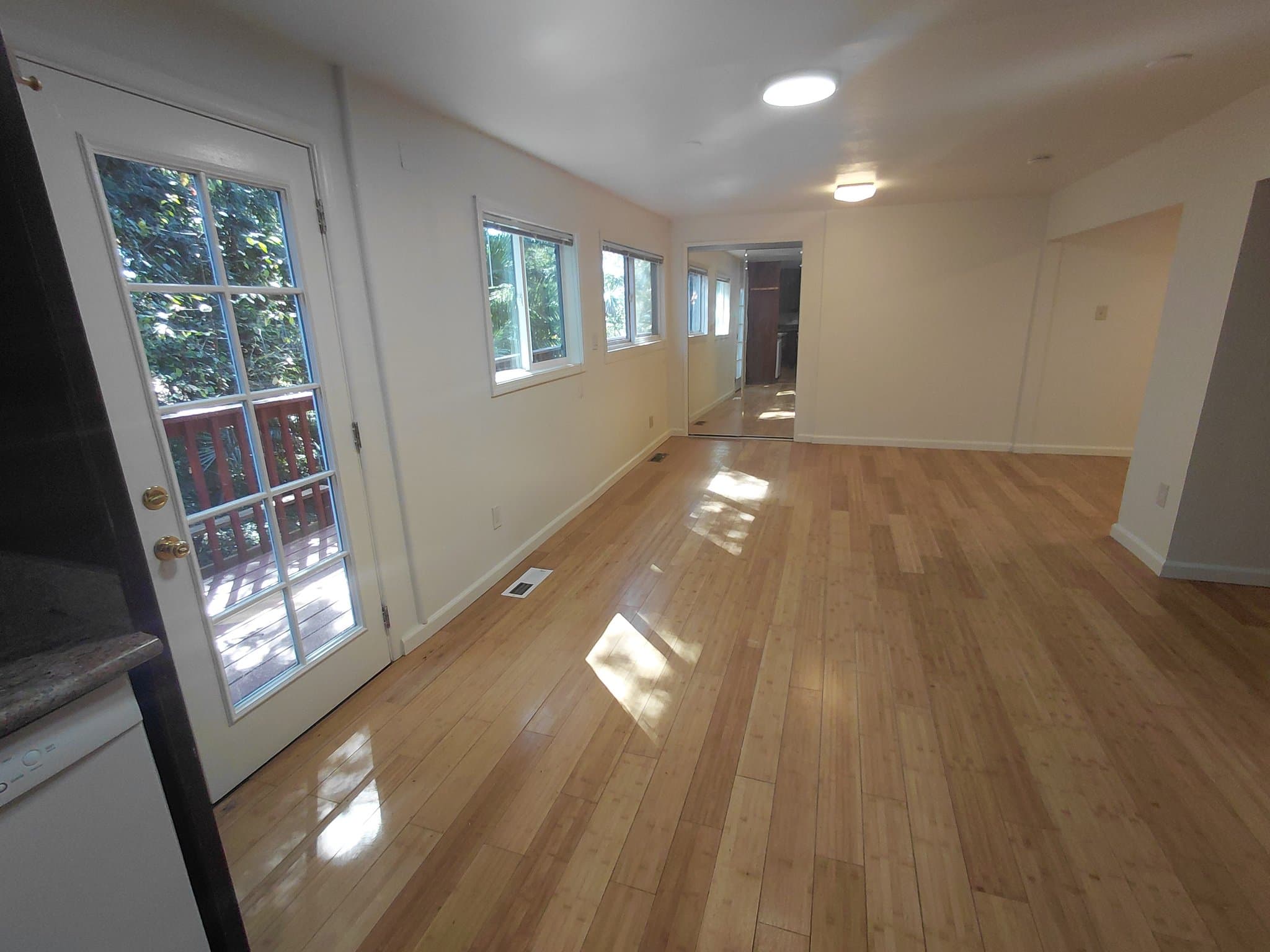 Richmond Apartment: 6170 Plymouth Ave