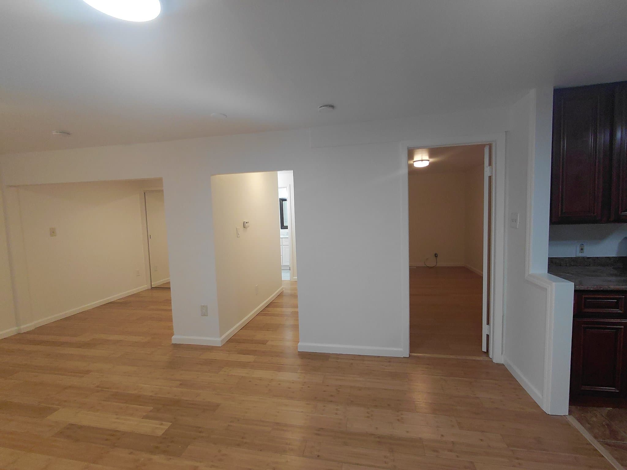 Richmond Apartment: 6170 Plymouth Ave